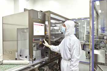 《河北经济日报》头版：emc易倍体育制药新型抗生素打破国外垄断