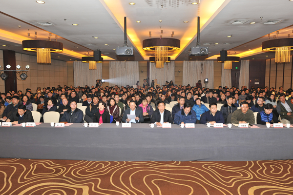 emc易倍体育制药召开“万众创新 赢在创新”成果分享会<br />