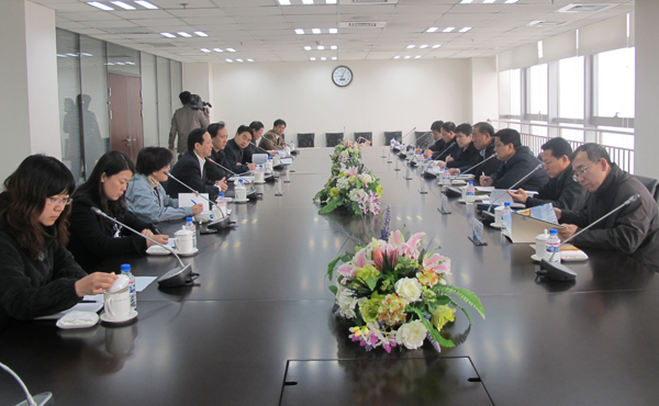 国家工信部领导到emc易倍体育制药调研<br />