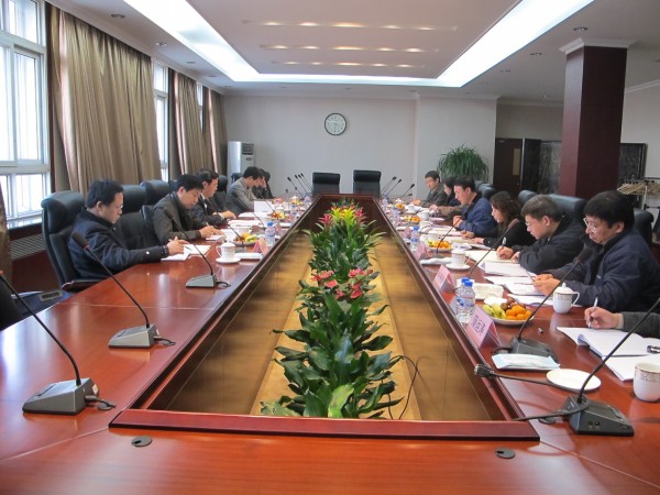 河北省国资委副巡视员李光到emc易倍体育座谈调研