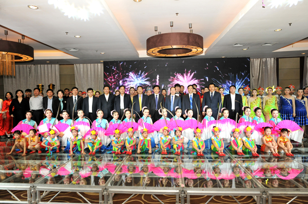emc易倍体育制药新春联欢会圆满落幕