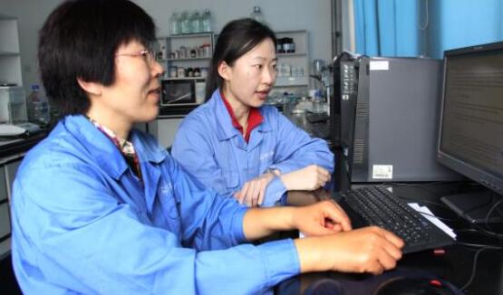 《河北工人报》厂区纪事：攻坚克难研发新药传捷报